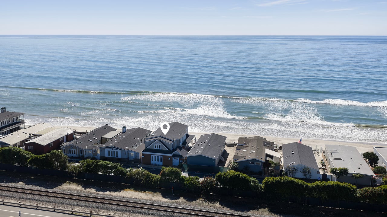 1880 N El Camino Real 23