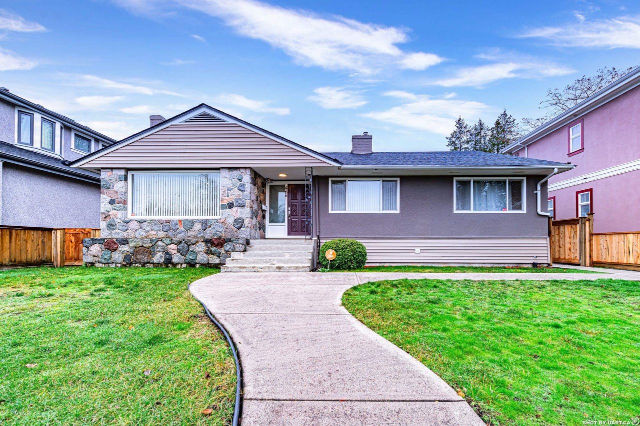 466 W 27th Ave