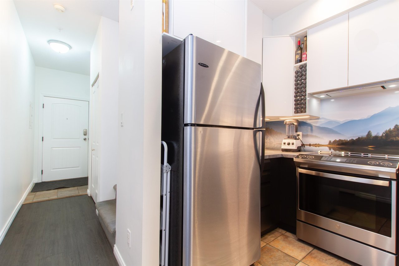 204-1436 Portage Rd