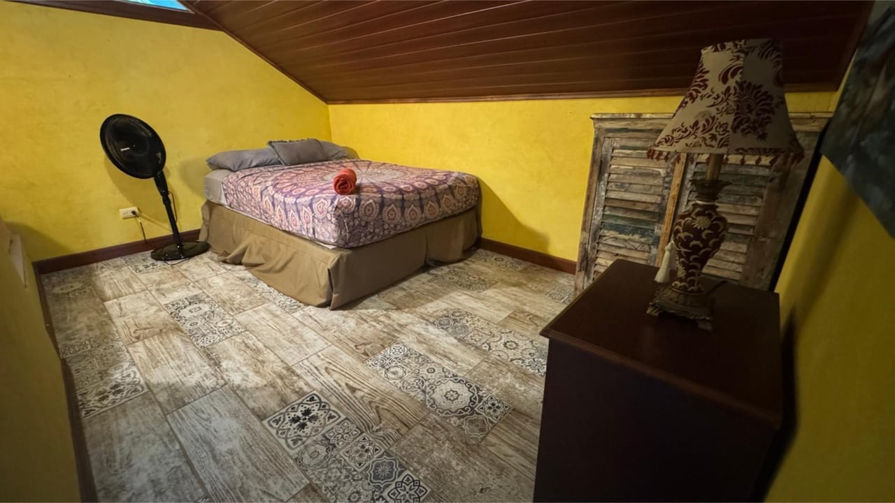 Ocean View Hotel with Expansion Land, Uvita, Puntarenas