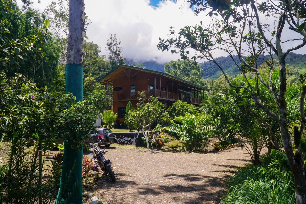 Riverfront Multi Family Compound, Perez Zeledon, San Jose