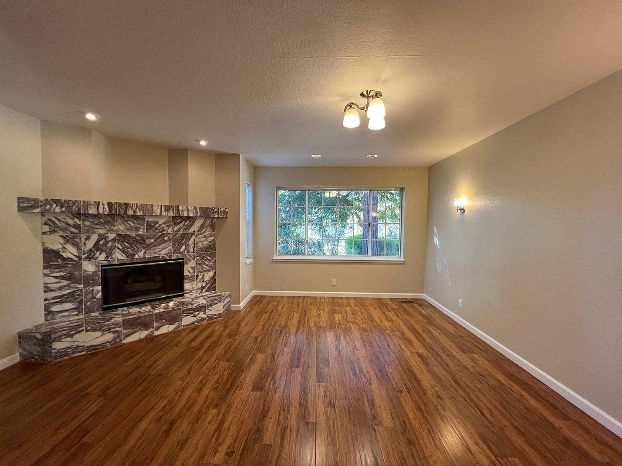 1097 Presidio Rd