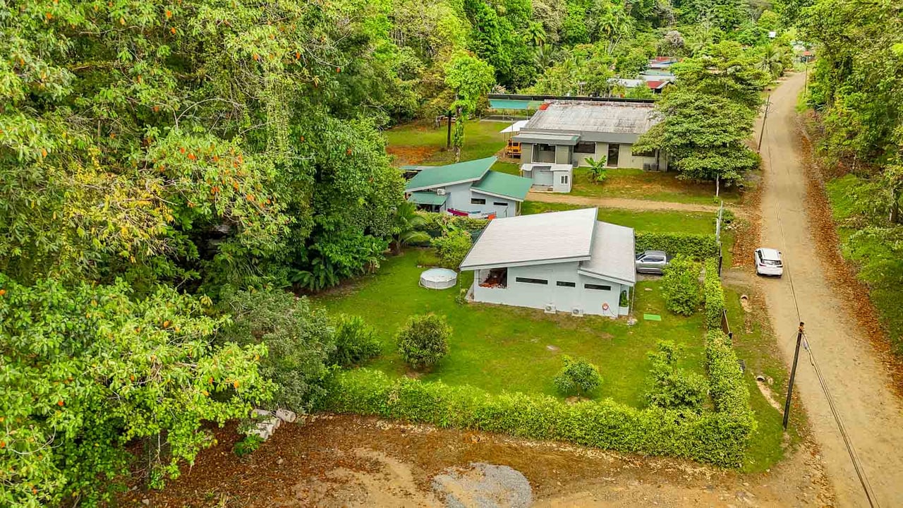 3-Bed Home on Calle Principal Ojochal with River & Jungle