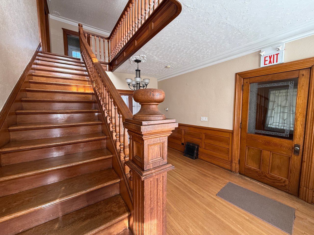 415 Davis Drive 1, Newmarket