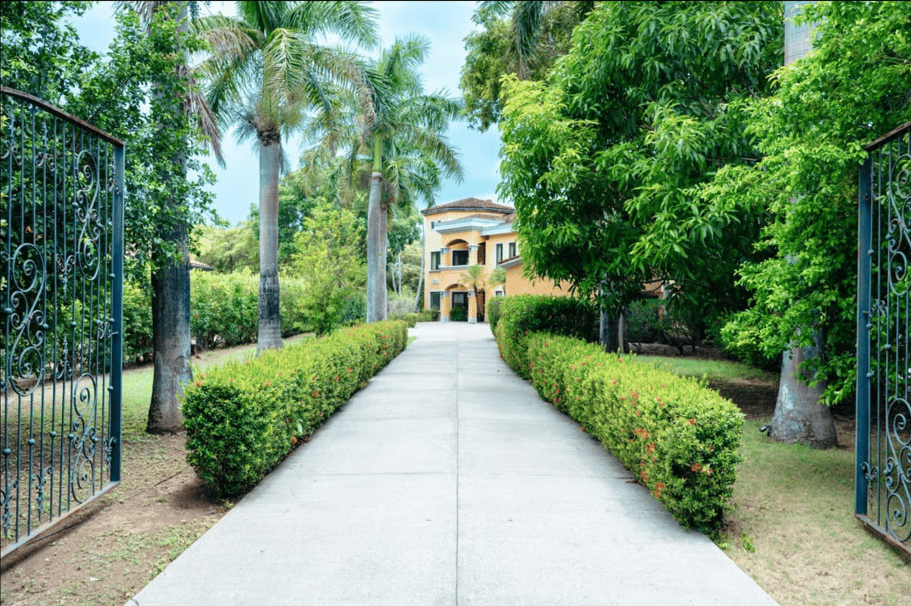 Casa Neptuno | Elegant Oceanfront Retreat in the Heart of Hacienda Pinilla