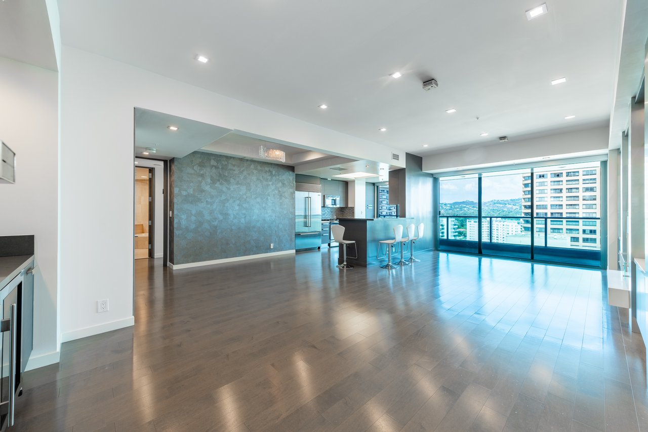 10490 Wilshire Blvd #1705