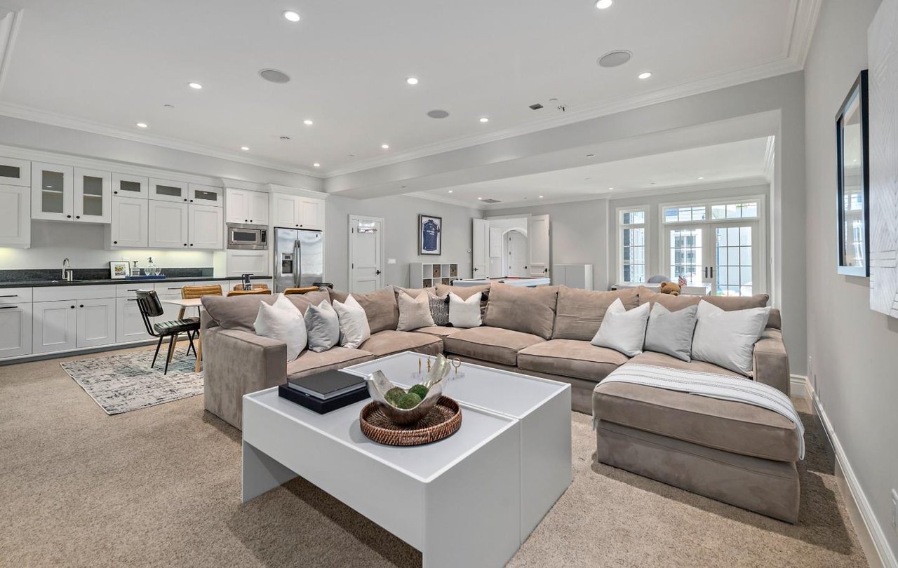 1795 Bay Laurel Dr