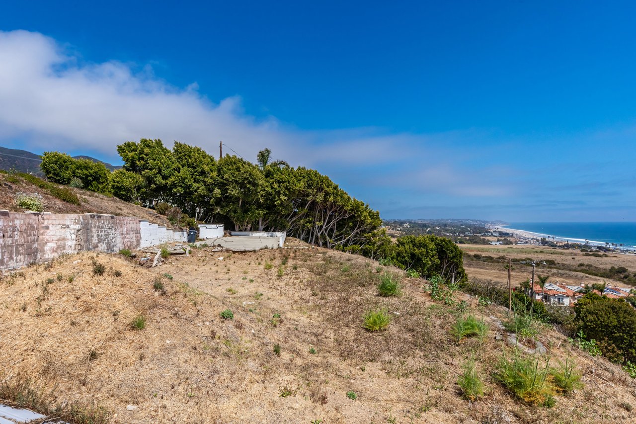 31113 Bailard Rd Unit: A