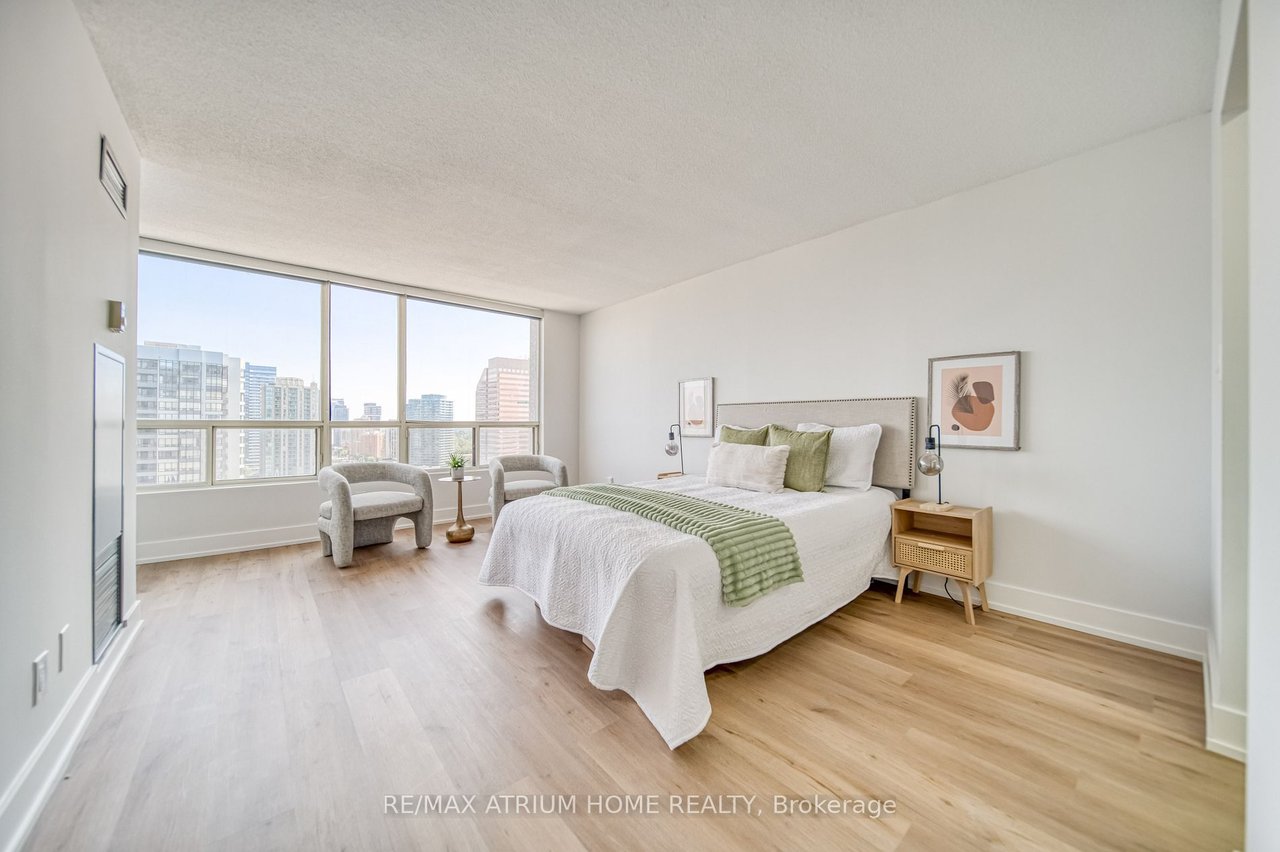 NORTH YORK'S PRESTIGEOUS ADDRESS