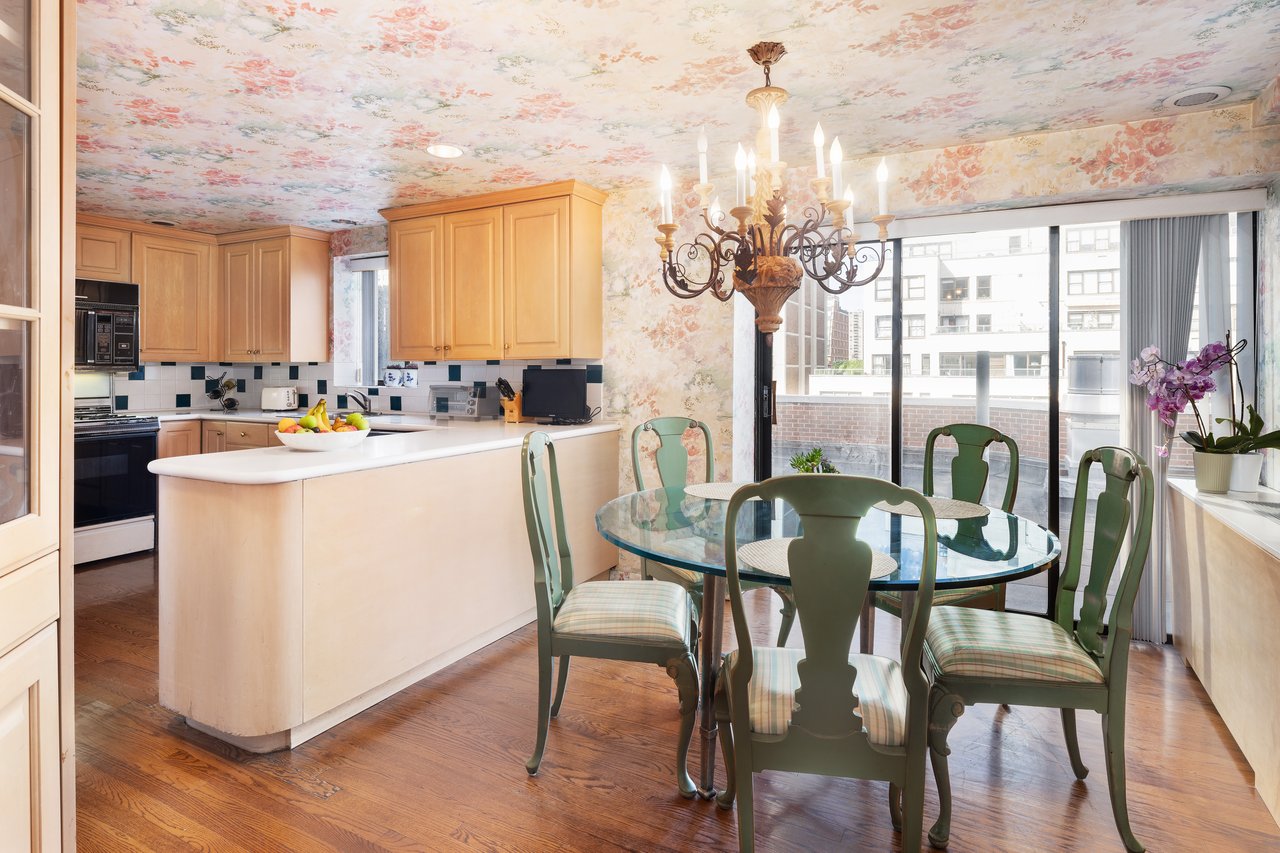 360 East 72nd Street, C1803
