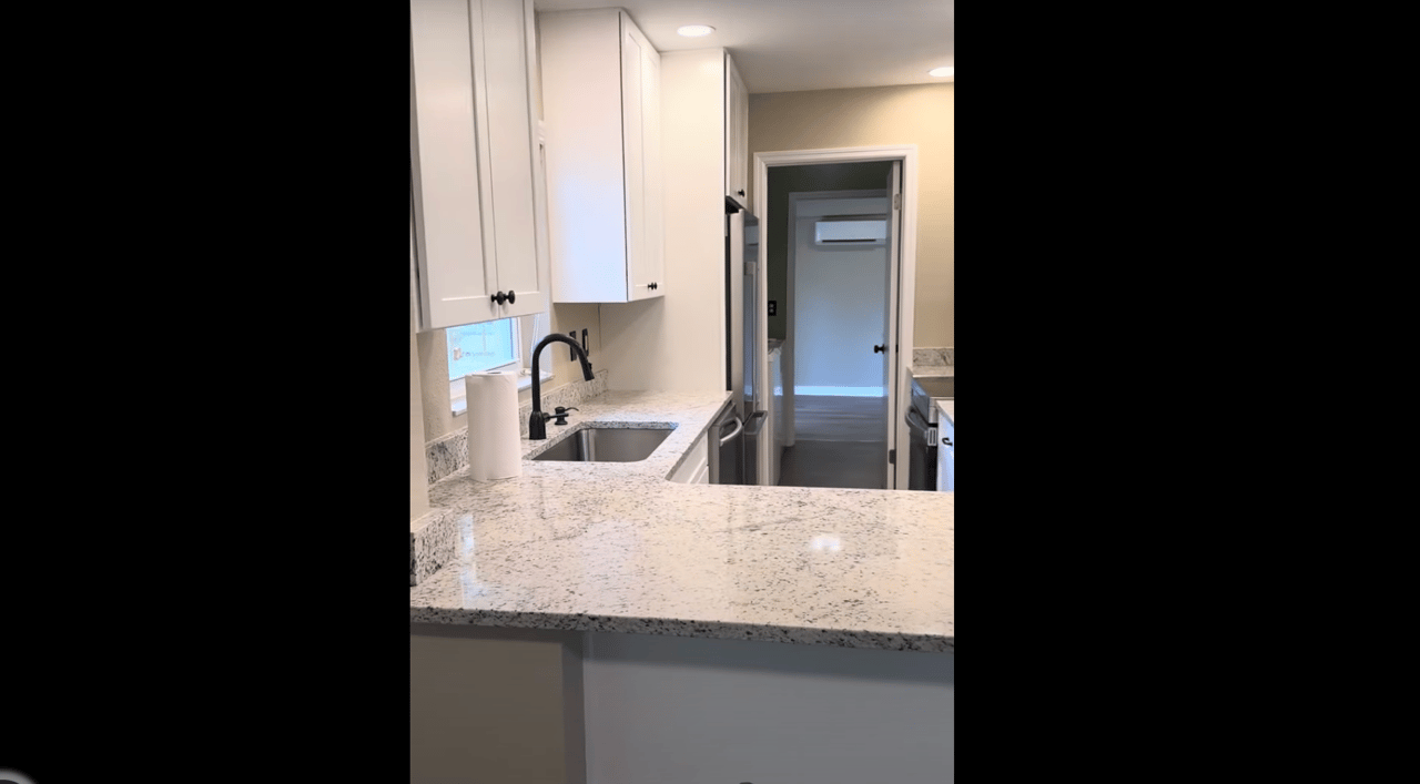 Cute investment property or year round beach life!