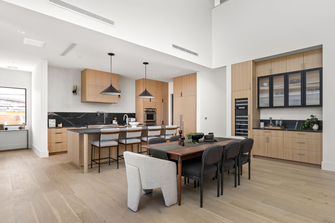Forest Hills Residence