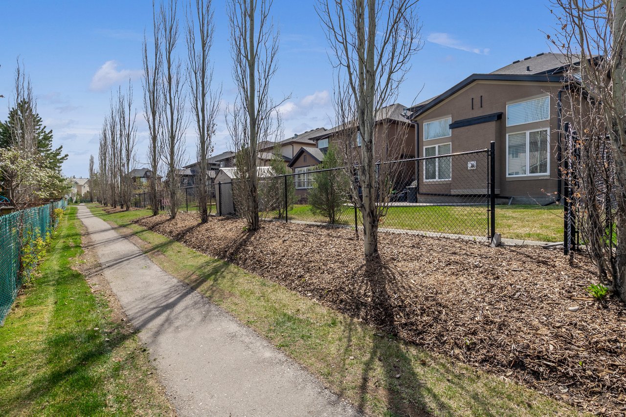 20 Quarry Gardens SE