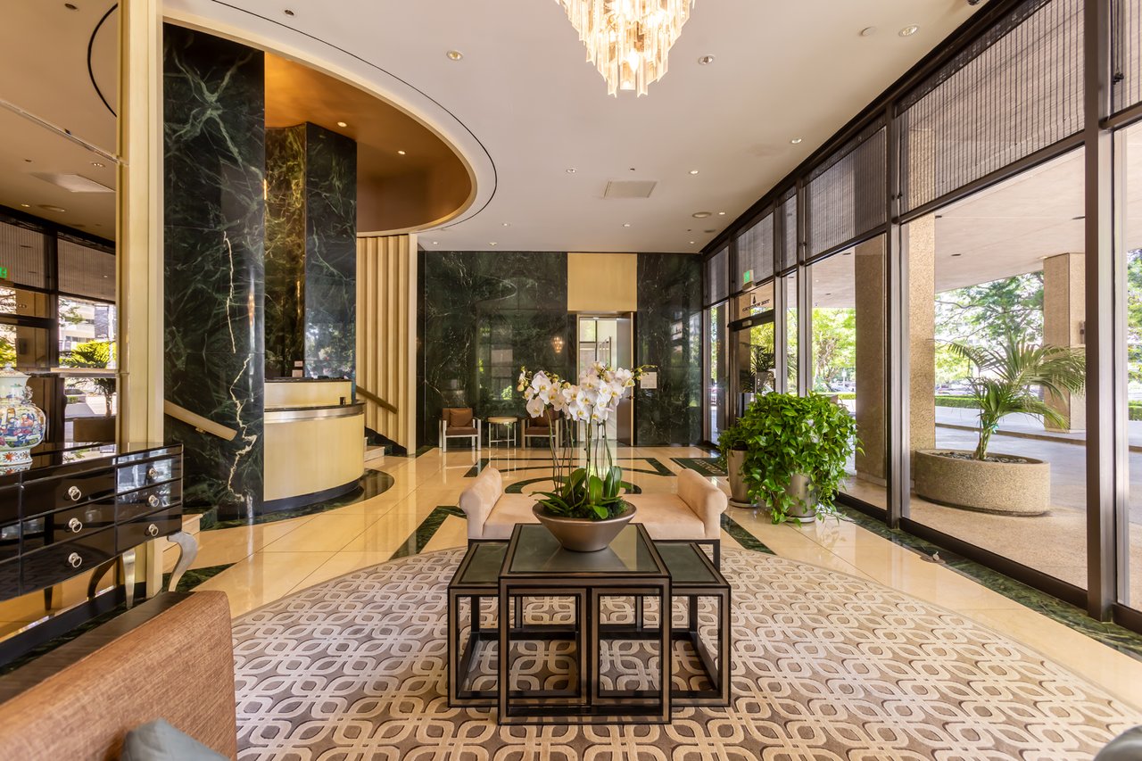 10750 Wilshire Blvd #503, Westwood