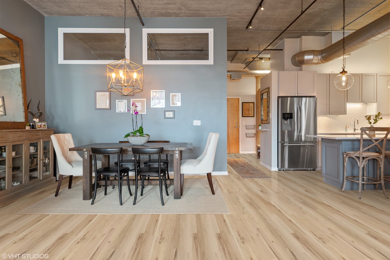  758 N Larrabee St Unit 821