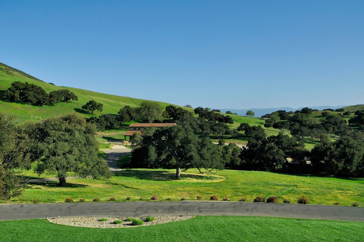2667 Via De Los Ranchos Road