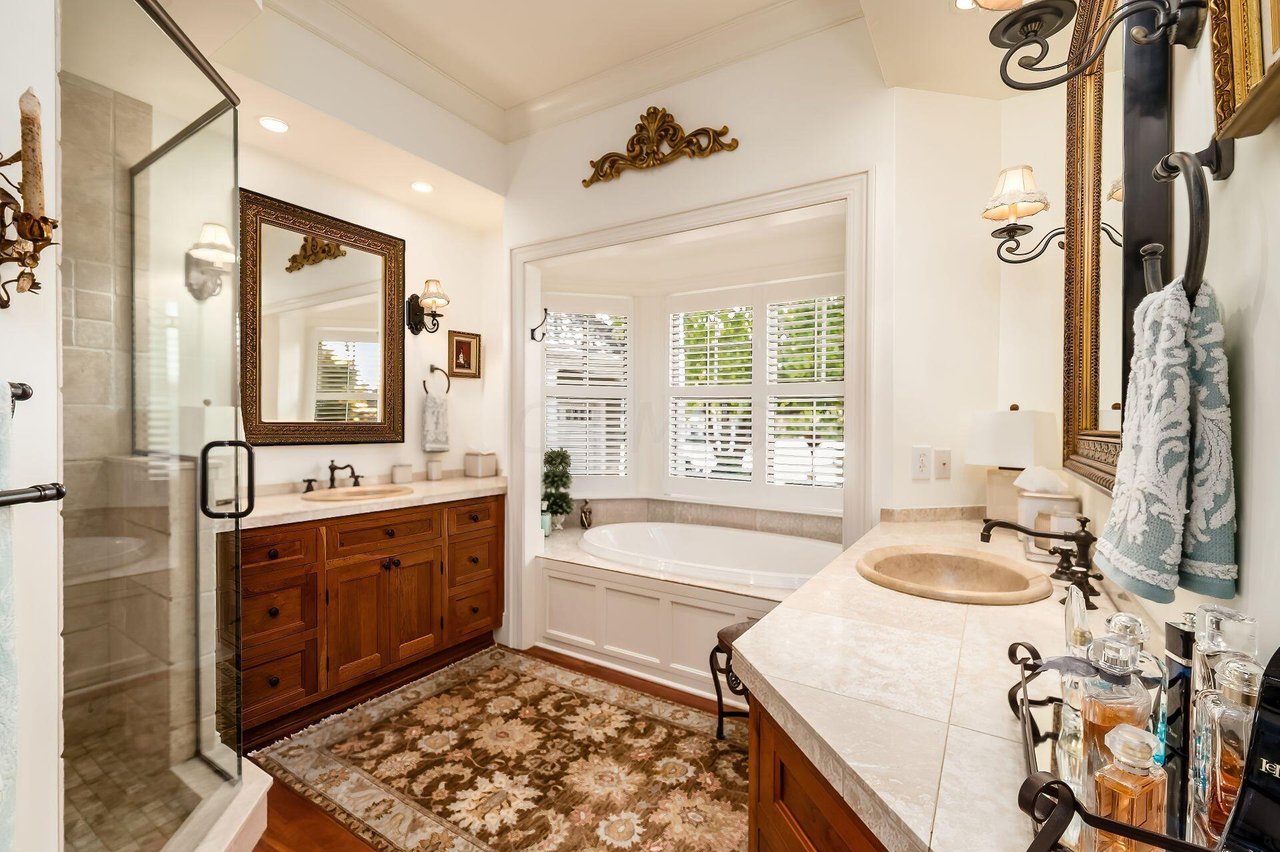 7800 Tillinghast Drive