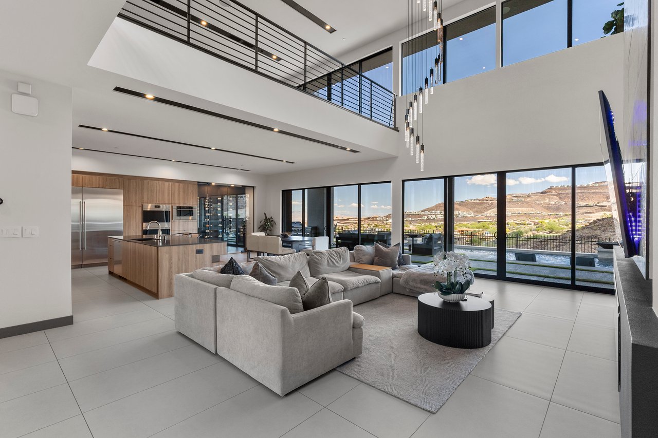 1463 Solitude Ridge Dr