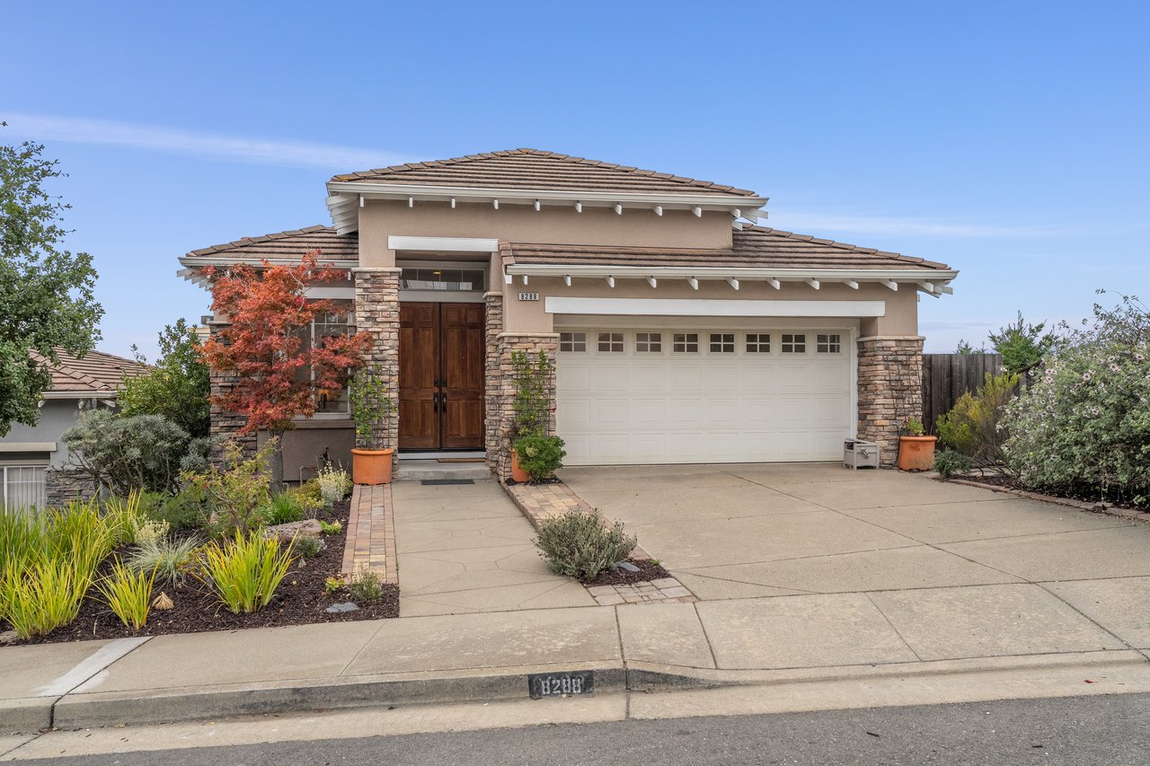 8288 Skyline Cir