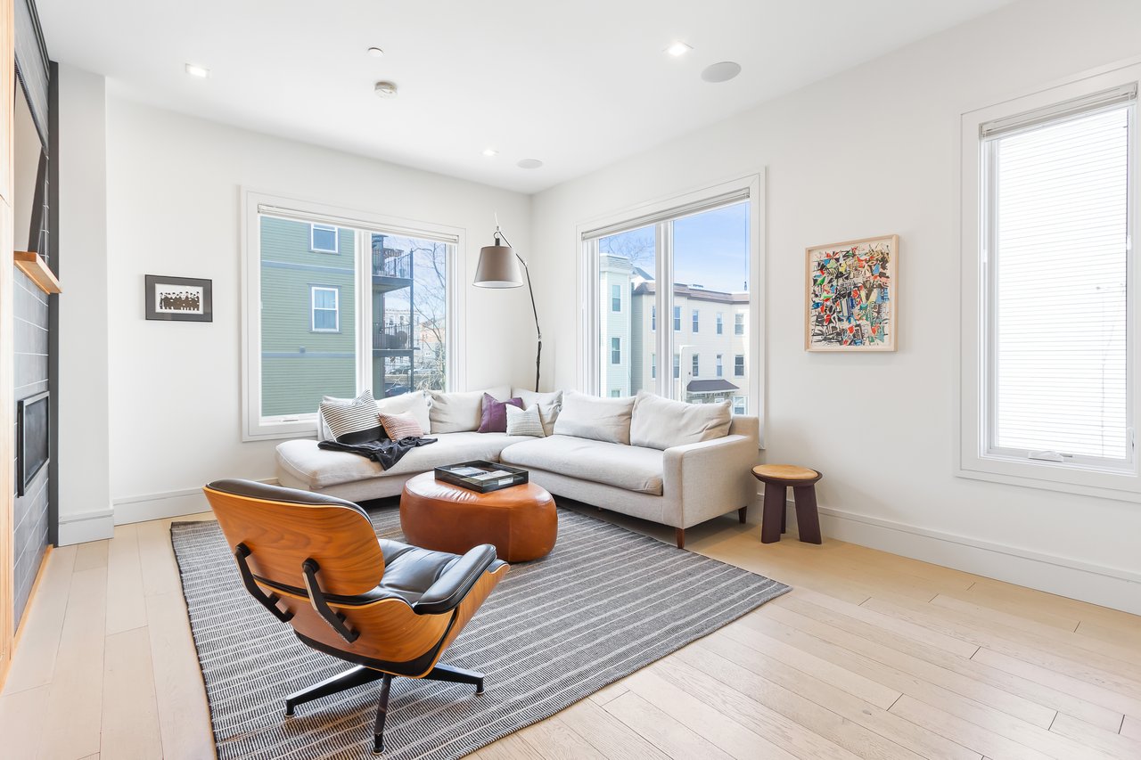 502 E 3rd St # 1, Boston - Luxury Townhome
