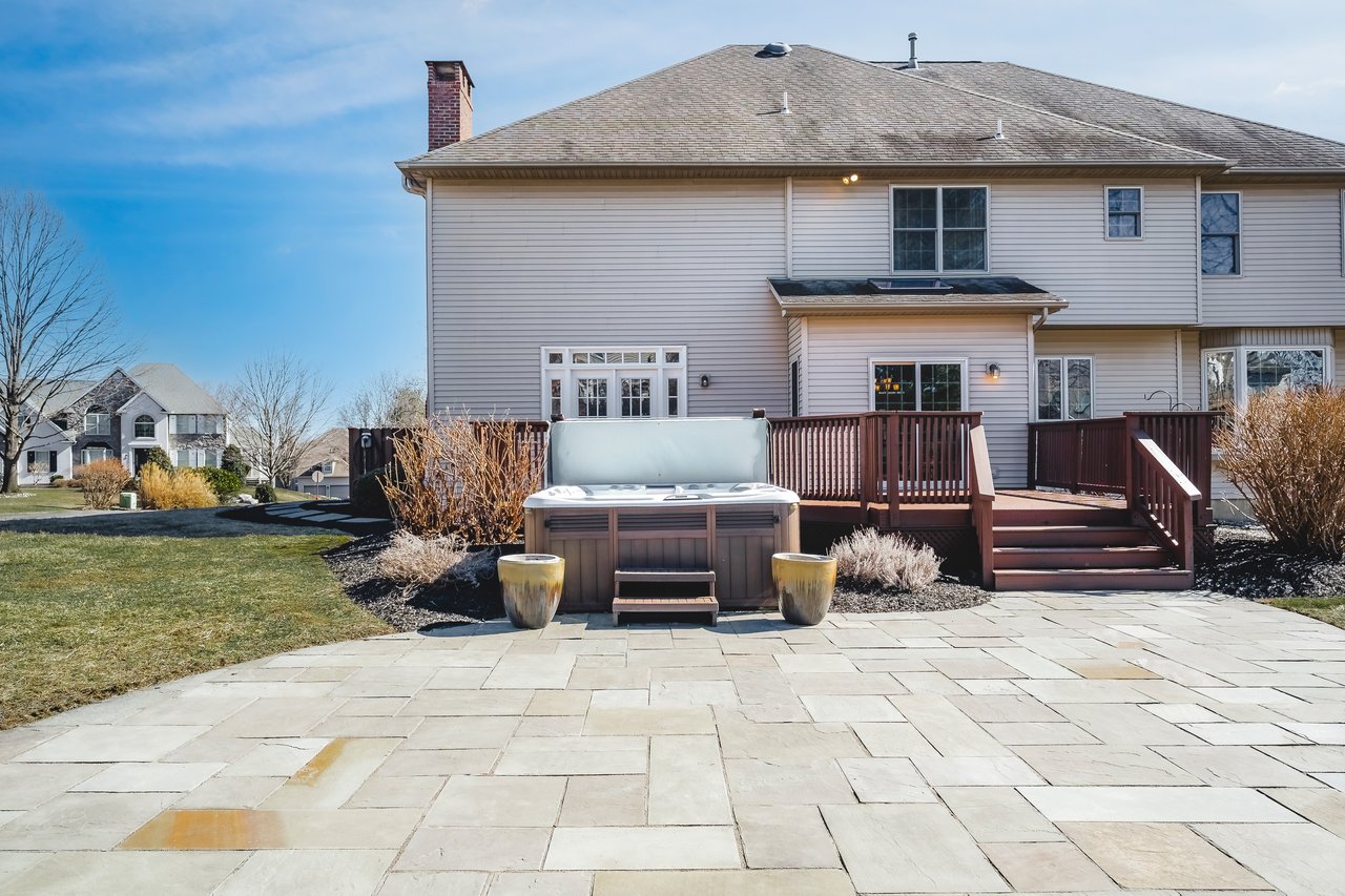 2098 Fieldstone Drive