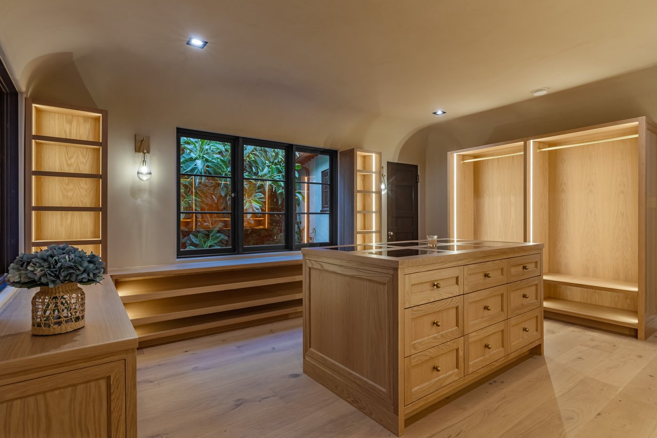 1851 Outpost Dr, Outpost Estates