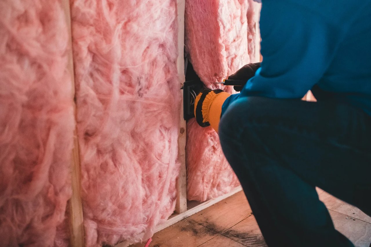 10 Tips For Efficiently Heating a Large Home When Temperatures Drop