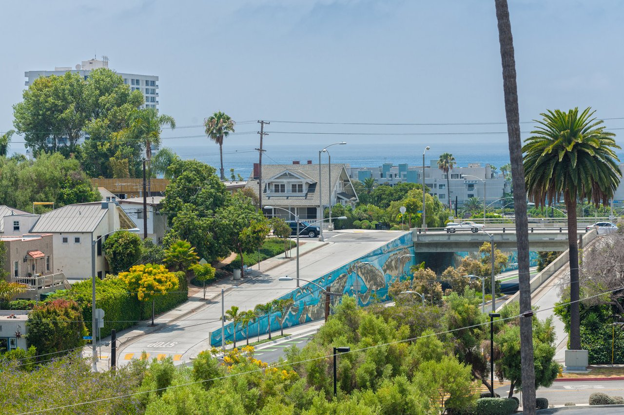 737 Pier Ave #1