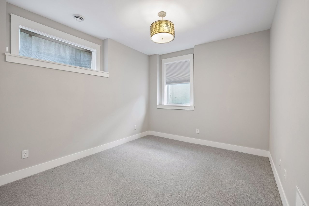 4240 Sidell Trail, Edina