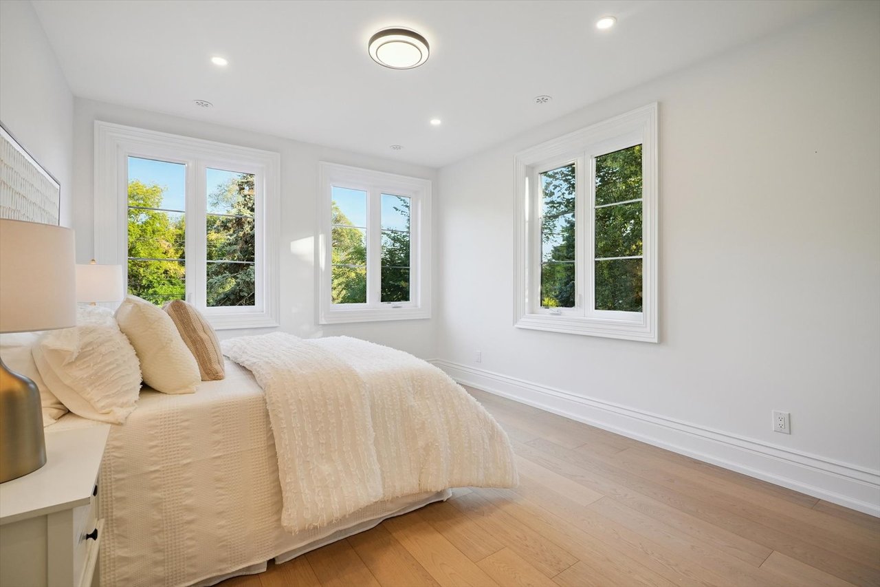 452 Rothesay Place