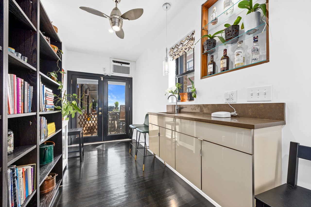 7631 N Eastlake Terrace Unit: 2A-3A