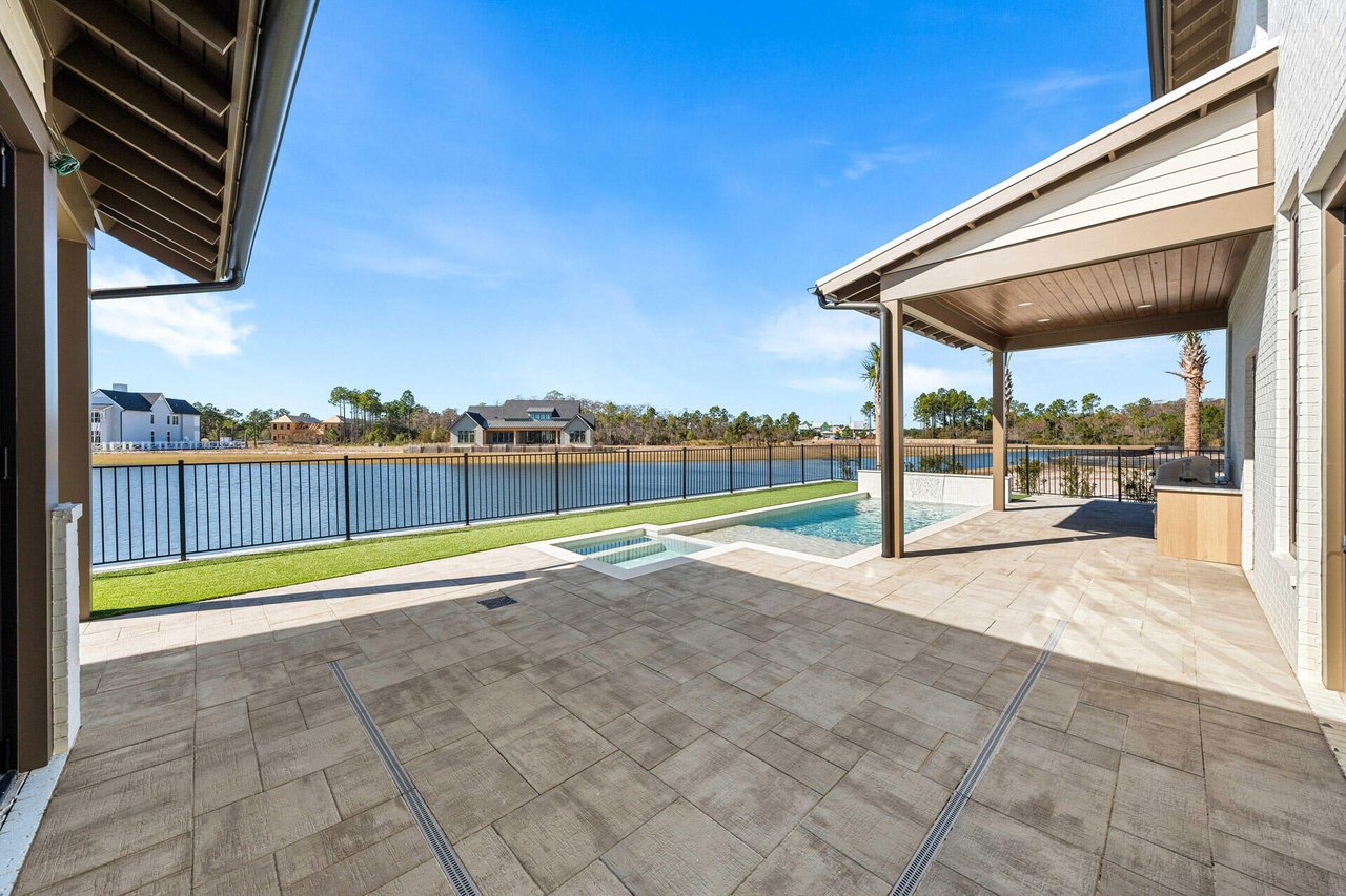 75 N Southern Cross Lane