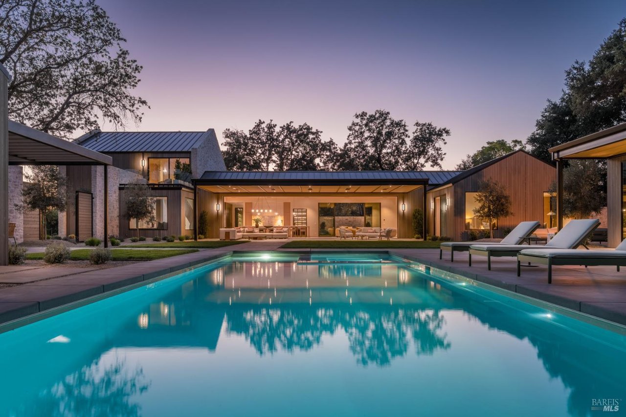 1438 Ridge Valley Road