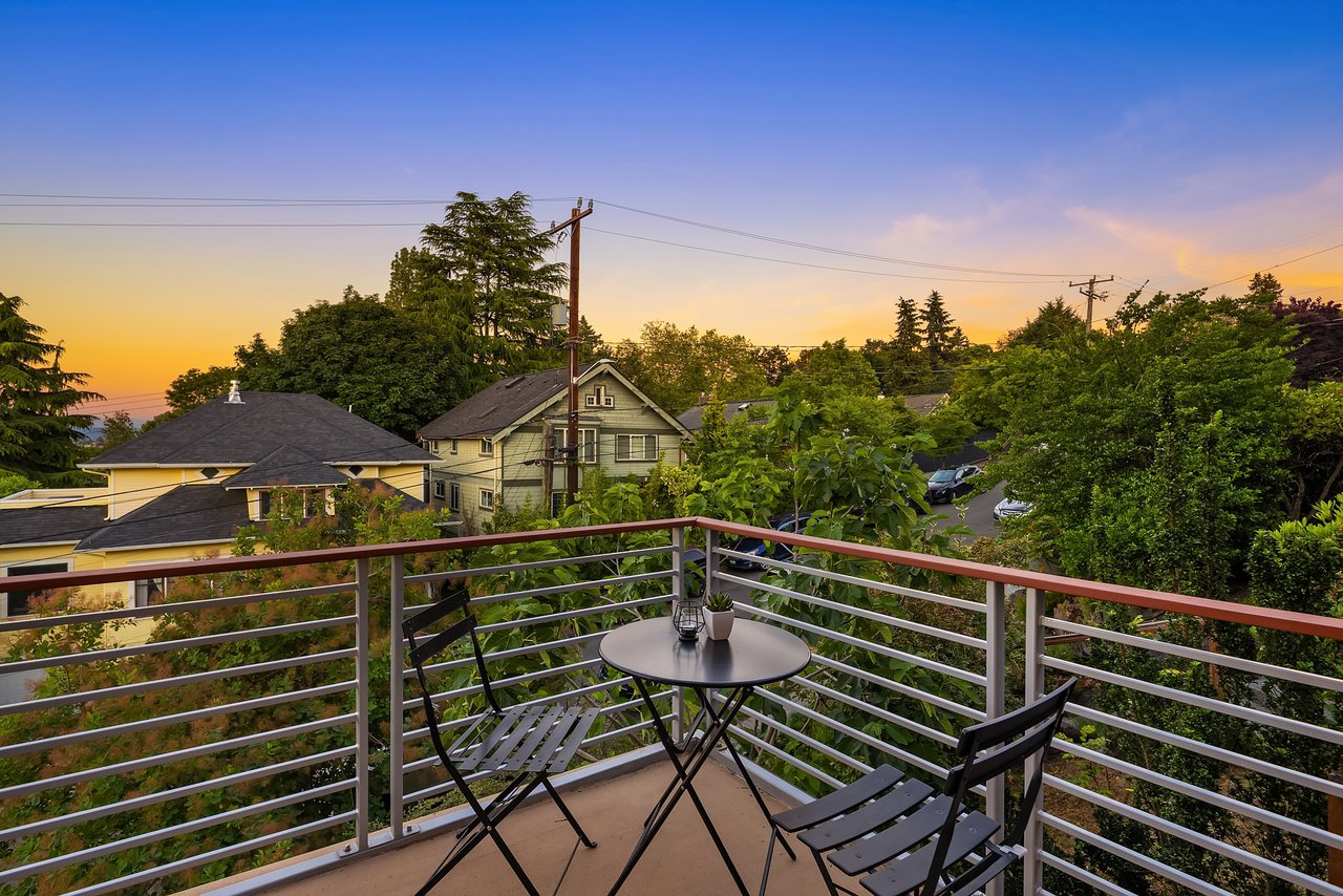 Elevated Contemporary Living on Queen Anne