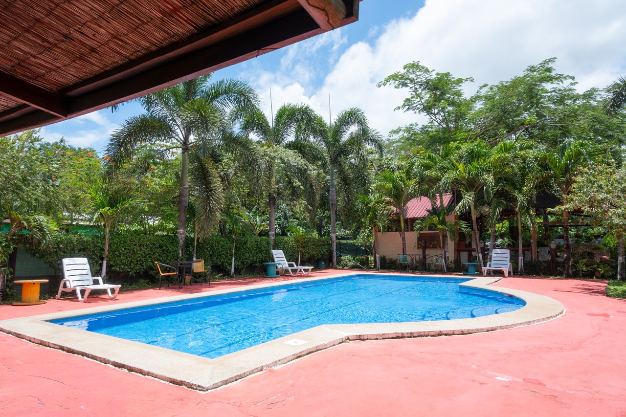 Tamarit House | Spacious Tropical Retreat in Villareal, Costa Rica