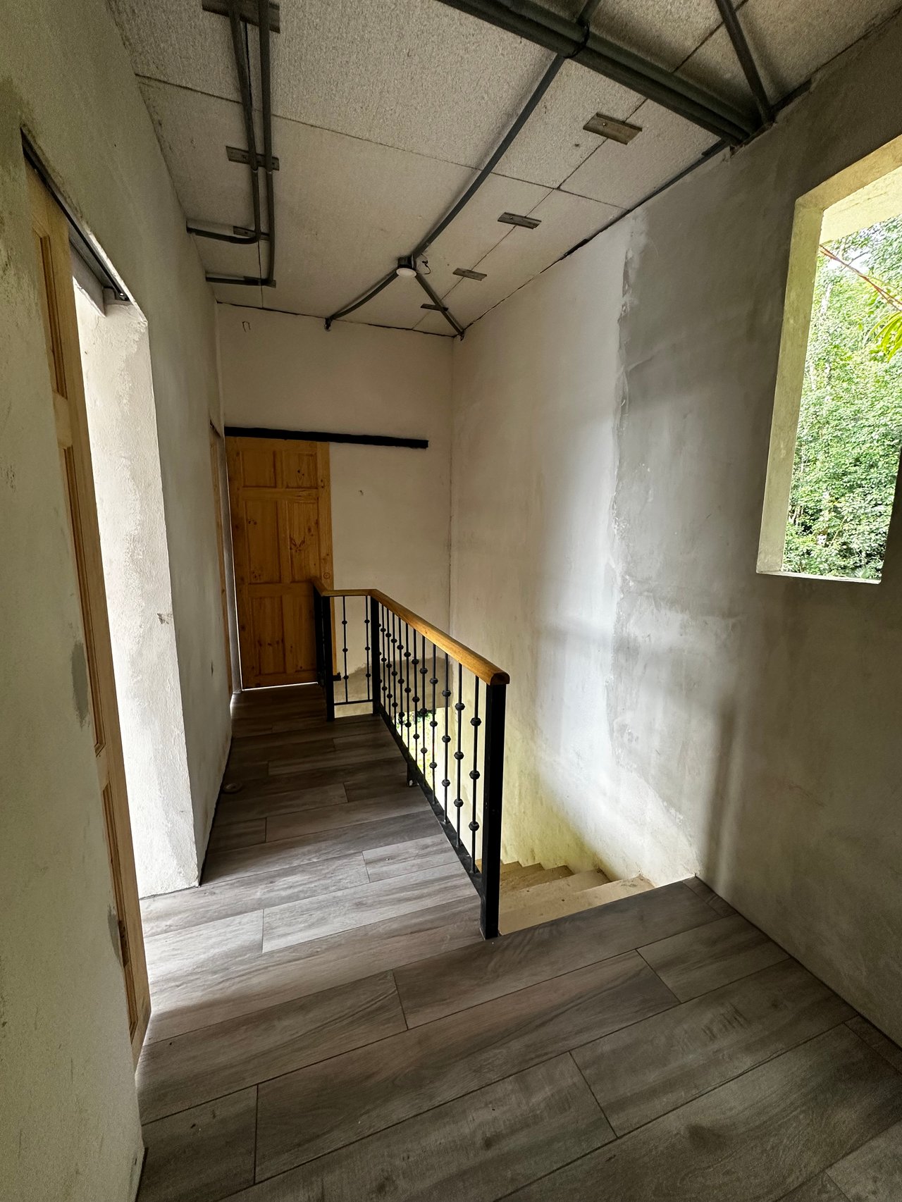 Investment Opportunity in Playa Hermosa – Fixer-Upper with Great Potential!