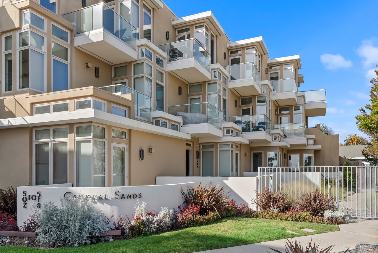 OCEANSIDE BEACH HOUSE