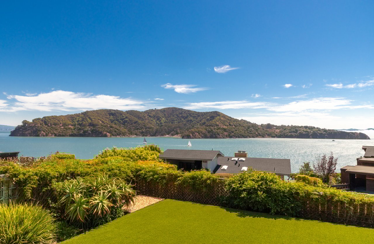 Picturesque Views of Angel Island and the Golden Gate Bridge
