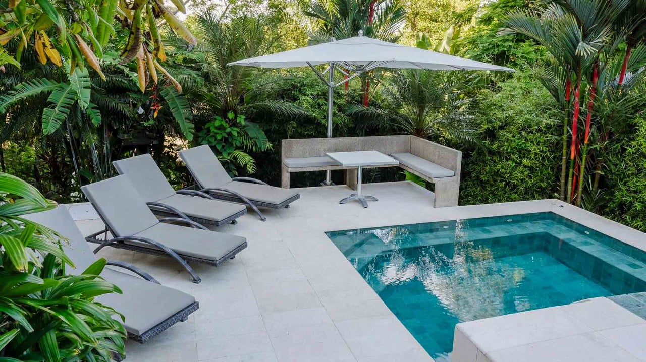 Mirazul, Hill Top Luxury Estate