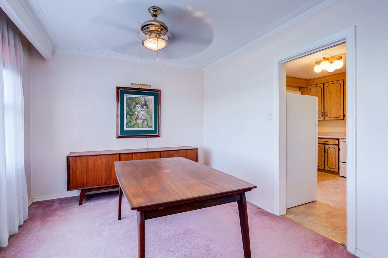 407 Lake Promenade