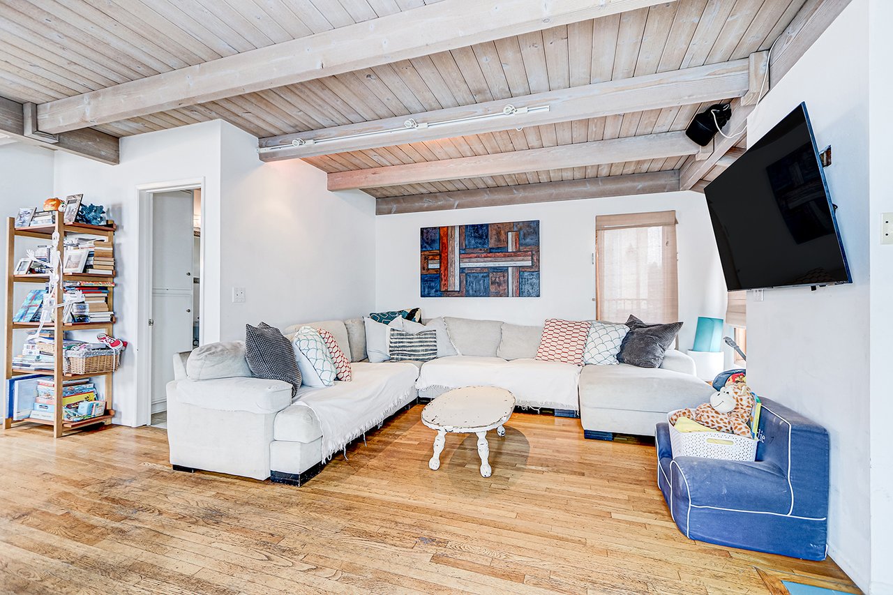 323 28th Street