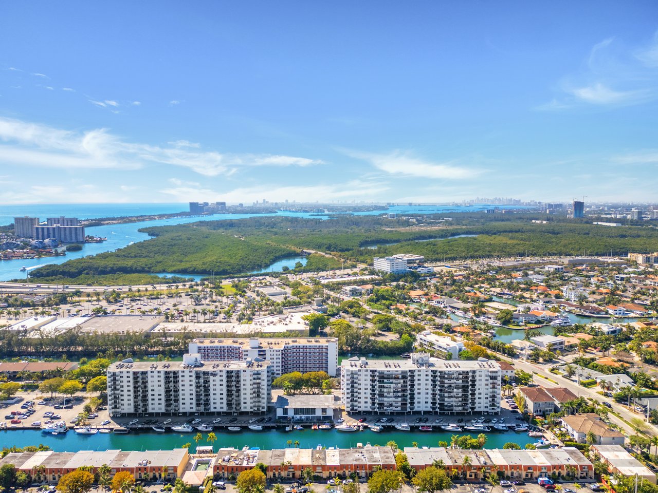 3545 NE 166th St #1004 North Miami Beach