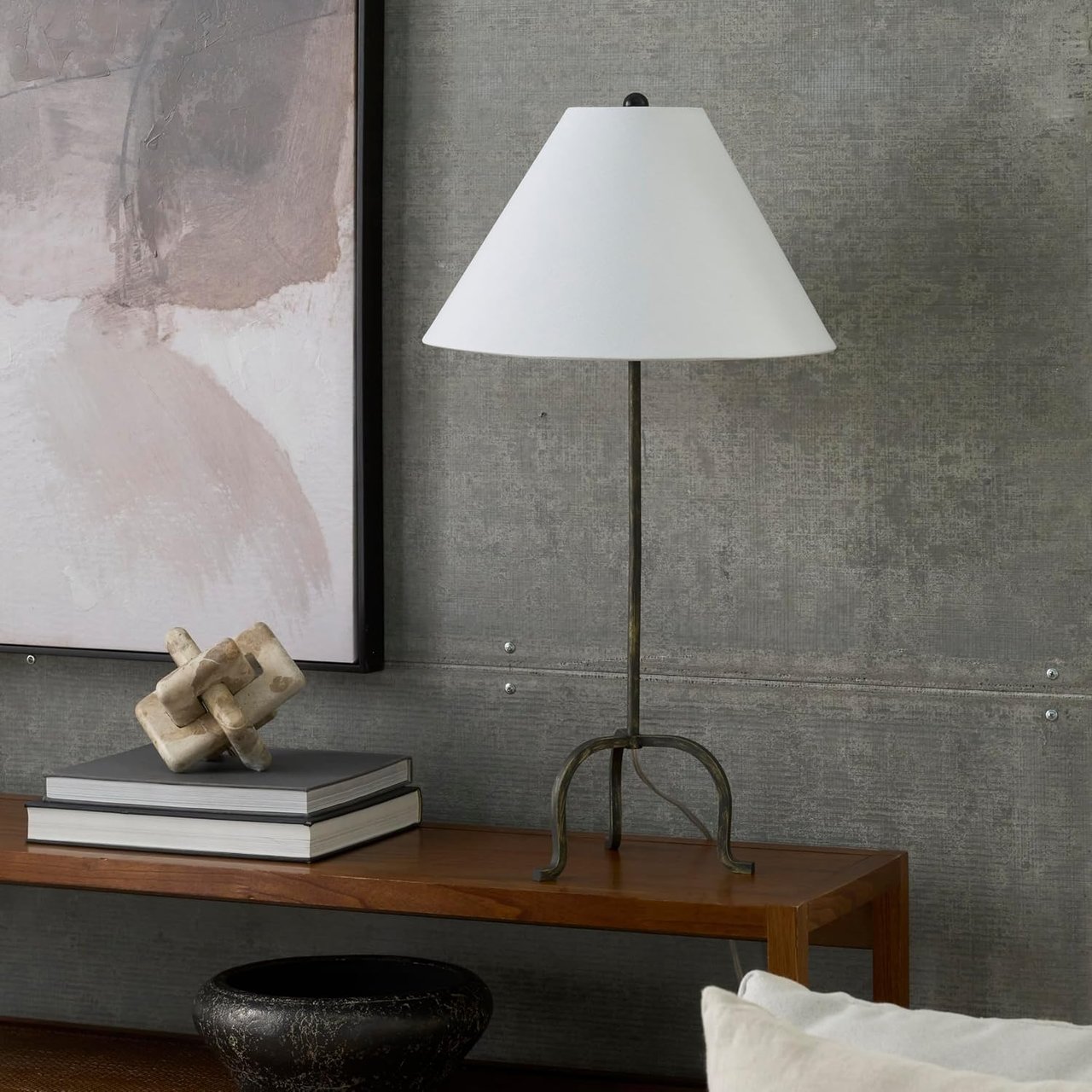 Slim Tripod Table Lamp