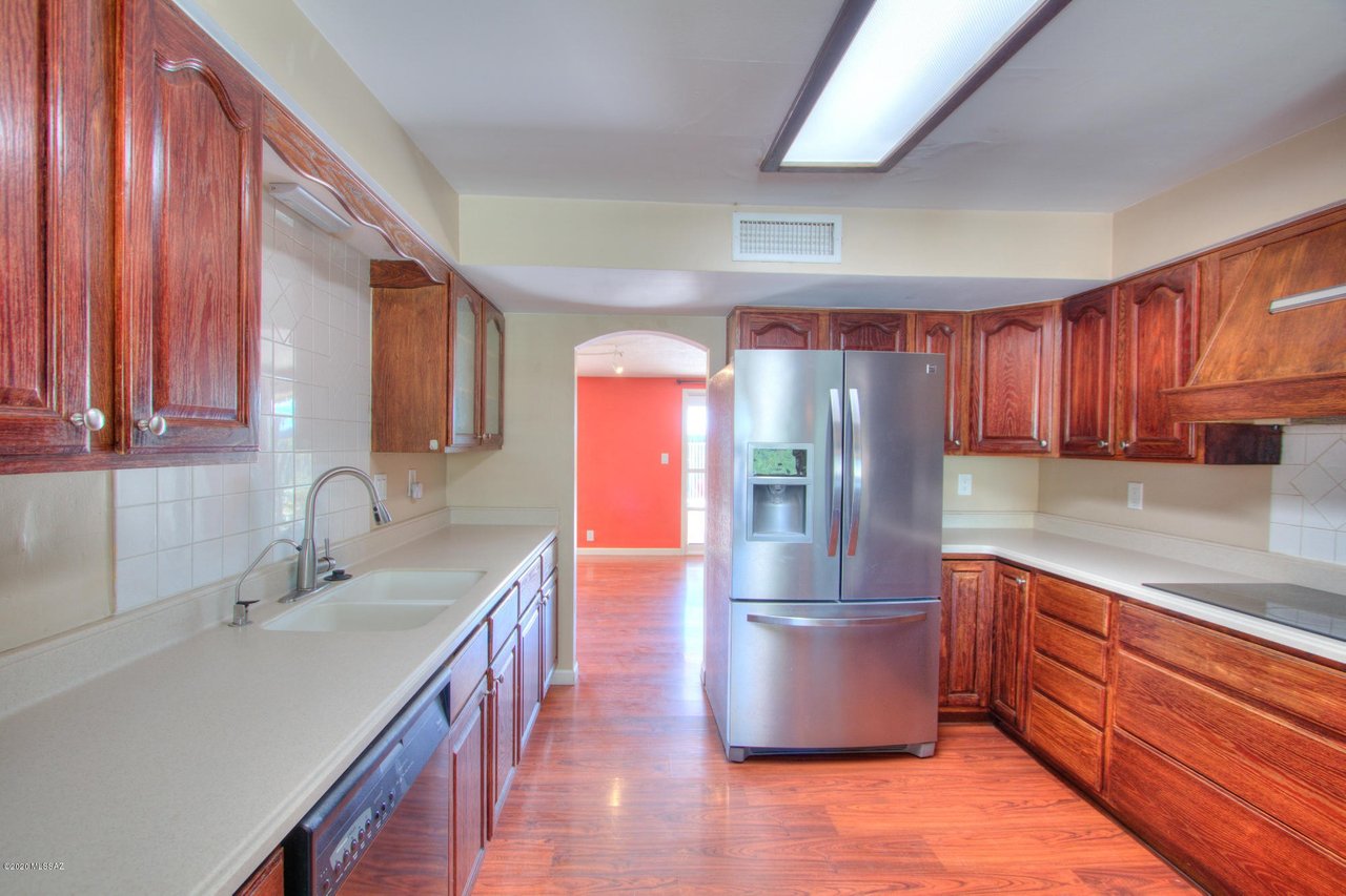 3159 W Calle Cereza