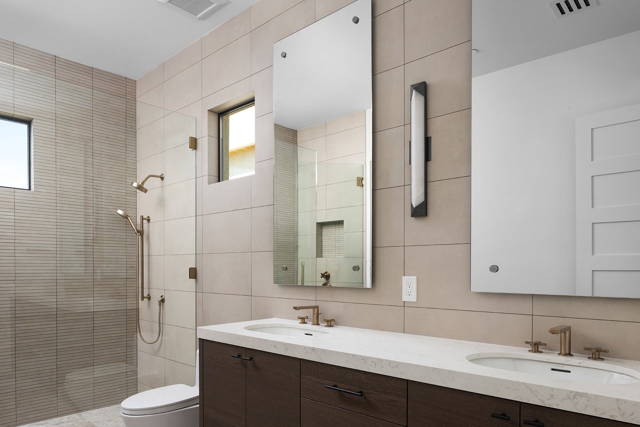 7432 E WETHERSFIELD Road