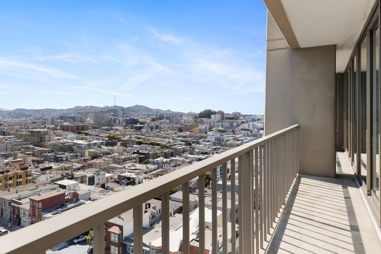 Contemporary Design and Iconic Views at The Summit