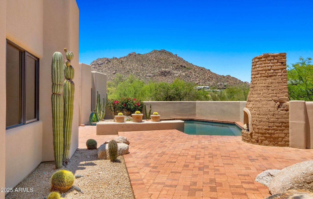 2304 FOX TAIL Trail