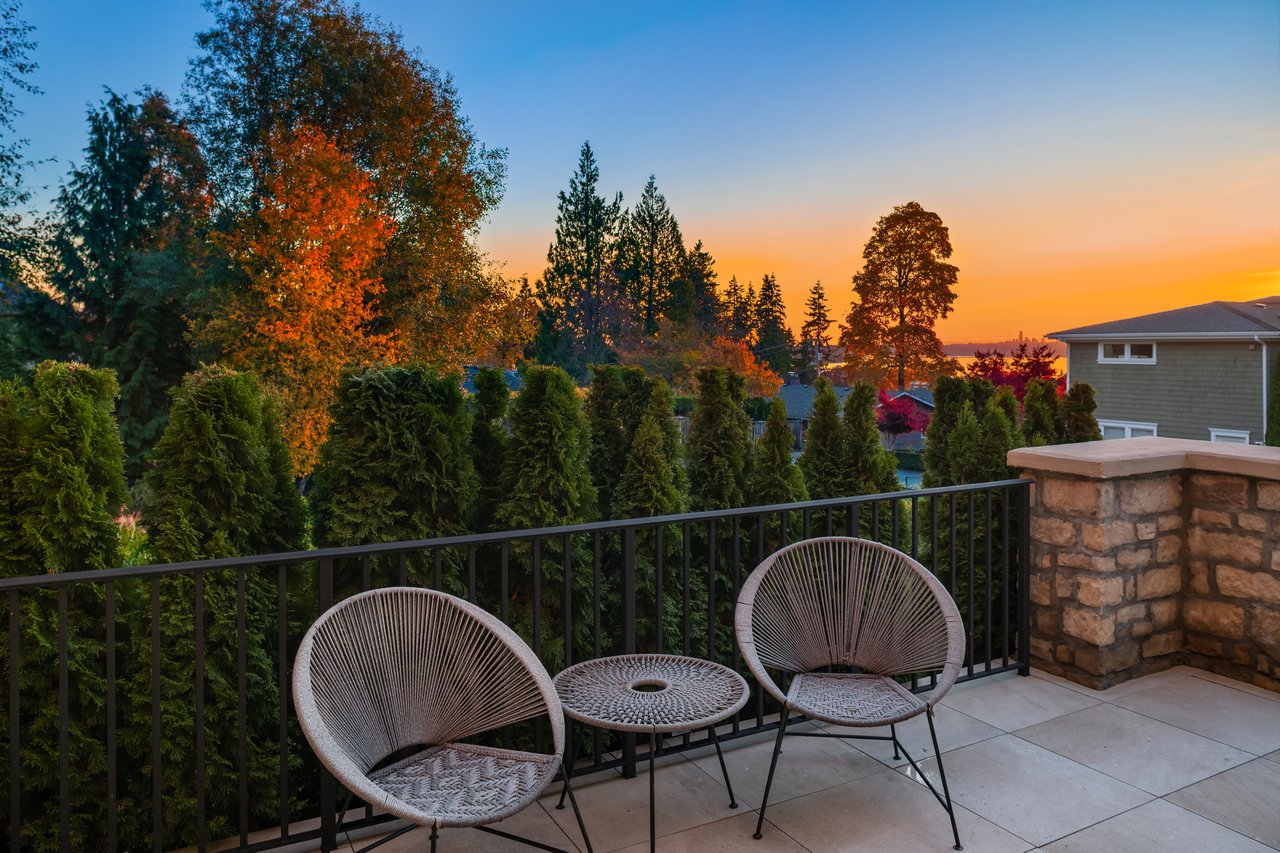 9228 112th Avenue NE