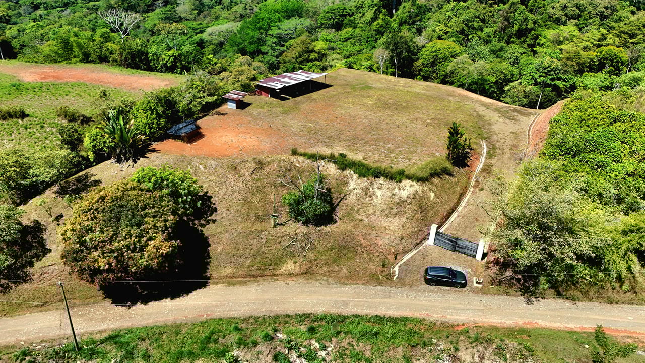 Ocean View Property with River & Waterfall Access – Tres Ríos de Osa