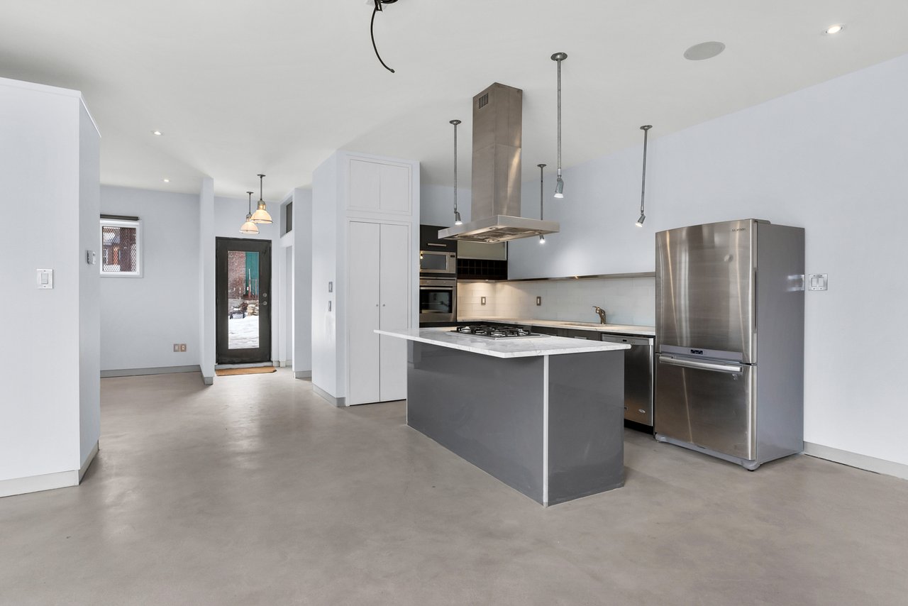 301 Euclid Ave #Lane